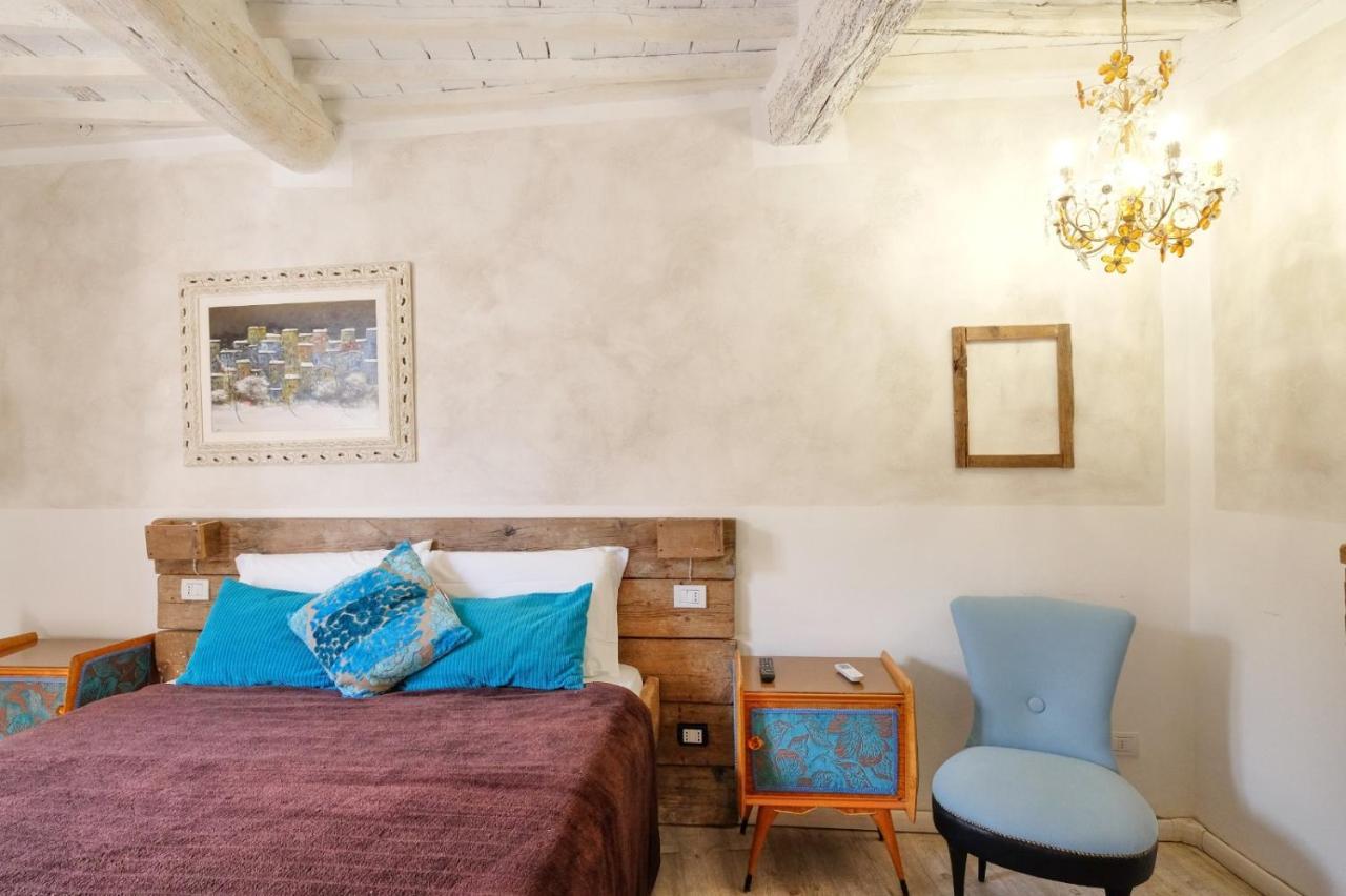 La Boheme Suite With Ac And Wifi Λούκα Εξωτερικό φωτογραφία